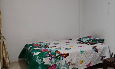 SE VENDE CASA GARCES NAVAS