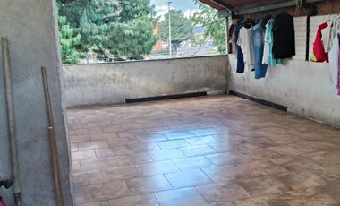 SE VENDE CASA GARCES NAVAS