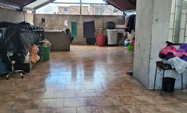 SE VENDE CASA GARCES NAVAS