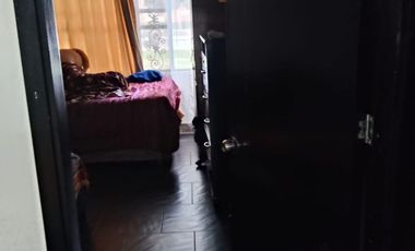 SE VENDE CASA GARCES NAVAS