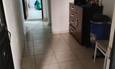 SE VENDE CASA GARCES NAVAS