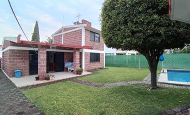 CASA EN VENTA EN FRACCIONAMIENTO LOMAS DE COCOYOC MORELOS