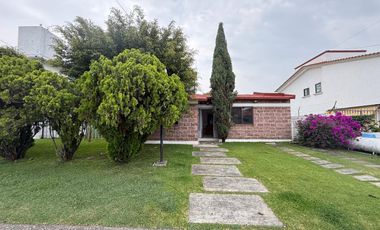 CASA EN VENTA EN FRACCIONAMIENTO LOMAS DE COCOYOC MORELOS