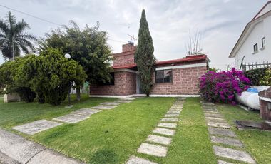 CASA EN VENTA EN FRACCIONAMIENTO LOMAS DE COCOYOC MORELOS