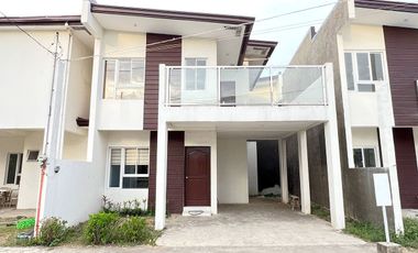 Single Attached House and Lot for sale near Metro Manila | Rosepointe Subdivision