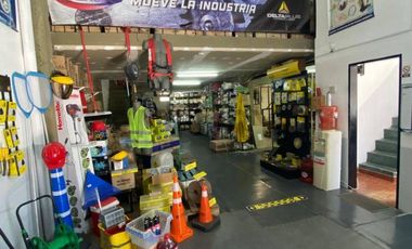 Venta de Galpón mas Casa en Barrio Belgrano