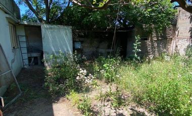 Venta de Galpón mas Casa en Barrio Belgrano