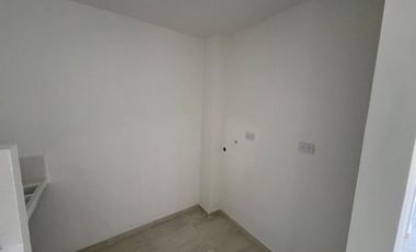 Cuarto piso en Conjunto Los Arrieros