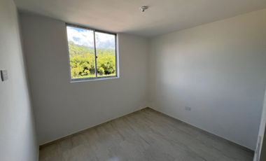 Cuarto piso en Conjunto Los Arrieros