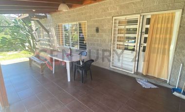 Venta de Casa de dos dormitorios en Ibarlucea