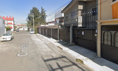 Casa en venta en calle Ciruelos, Casa Blanca, San Jerónimo, Chicahualco, Edo. de México