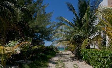 Villa en venta en Playa San Benito - 4rec, con rooftop y vista hacia el mar