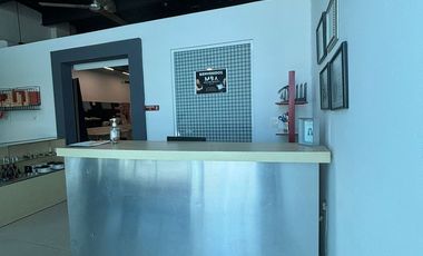 LOCAL COMEWRXIAL EN RENTA SOBRE RANGEL FRIAS COL CUMBRES