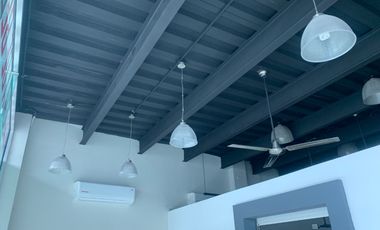 LOCAL COMEWRXIAL EN RENTA SOBRE RANGEL FRIAS COL CUMBRES