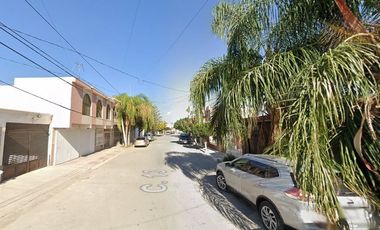 VENTA CASA EN CALLE 13 COLONIA FILADELFIA GOMEZ PALACIOS  SOLO CONTADO REMATE