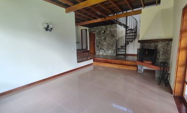 Casa en Arriendo, Envigado, La Acualera