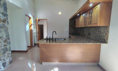 Casa en Arriendo, Envigado, La Acualera