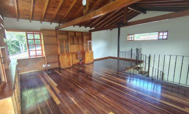 Casa en Arriendo, Envigado, La Acualera