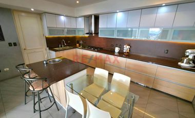 Casa En Venta En Los Centinelas - Casuarinas