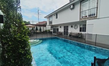 Tennis Club - Casa en Venta