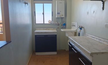 SE ARREINDA DEPARTAMENTO SIN MUEBLES TRES DORMITORIOS