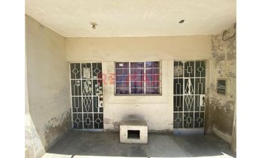 Venta De Casa A Precio De Terreno En Centro De Piura//ID:1155142
