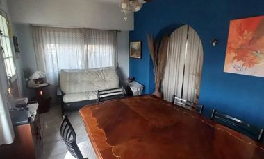 Venta - Casa 3 Dormitorios - Rosario
