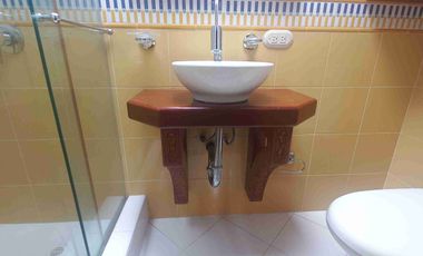 VENDO CASA EN EL CONDOMINIO CERRADO ƁALCONES DE TOLEDO.