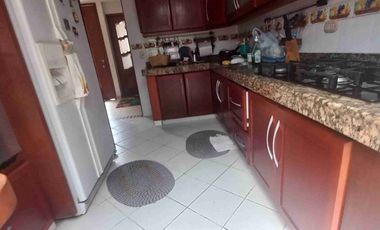 VENDO CASA EN EL CONDOMINIO CERRADO ƁALCONES DE TOLEDO.