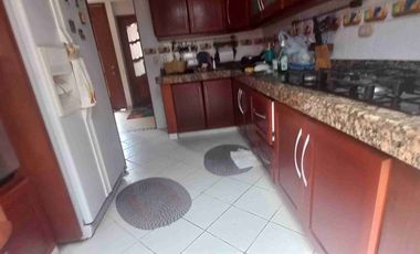 VENDO CASA EN EL CONDOMINIO CERRADO ƁALCONES DE TOLEDO.