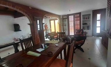 VENDO CASA EN EL CONDOMINIO CERRADO ƁALCONES DE TOLEDO.