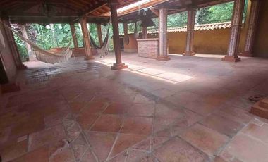 VENDO CASA EN EL CONDOMINIO CERRADO ƁALCONES DE TOLEDO.