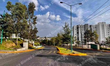 Depto. en Residencial Lago Esmeralda, Atizapán, Edo. de Méx.