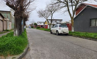 Casa esquina con estacionamiento en Lorenzo Arenas 3