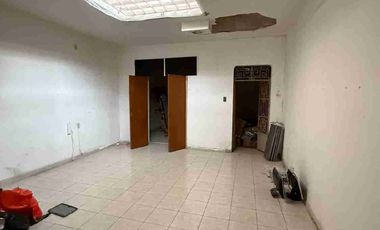 BODEGA COMERCIAL EN VENTA EN CONSTITUCIÓN A UNOS PASOS DE LA CLINICA ISSSTE Y DE LA DEPORTIVA LPZ MATEOS