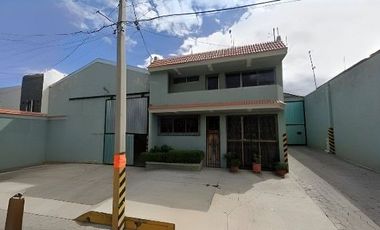 Casa habitacion con bodega en Venta C. Juárez 1180 Barrio de Guadalupe Cdad. de Libres Puebla/ Recuperacion Bancaria.