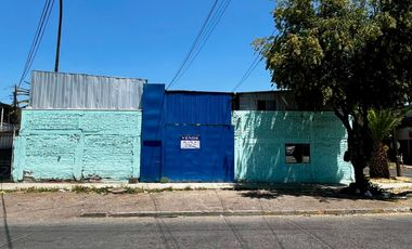 Venta De Terreno En Blanco Garcés, Estación Central.