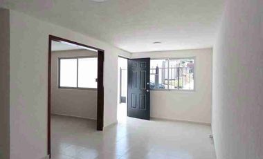 CASA NUEVA en VENTA , Totalmente Equipada, 3 recámaras y Estudio, en Fracc. Privado Prados San Cristóbal, (Mineral de la Reforma, Hgo.)