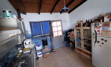 Venta - Casa Roldán 2 dormitorios