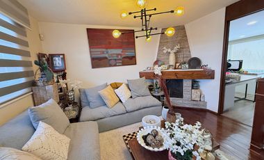 Venta Casa con Terraza, Balcón y Jardín