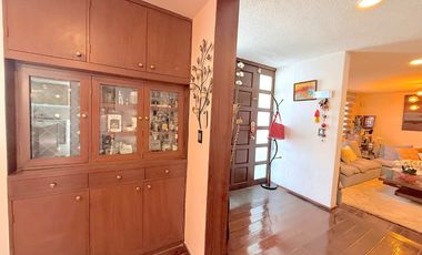 Venta Casa con Terraza, Balcón y Jardín