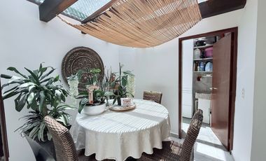 Venta Casa con Terraza, Balcón y Jardín