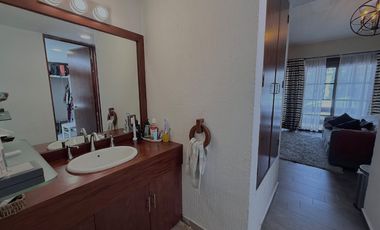 Venta Casa con Terraza, Balcón y Jardín
