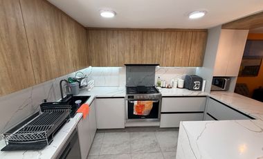 Venta Casa con terraza, Jardin, Balcón, CCTV,