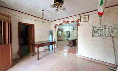 OPORTUNIDAD DE CASA SOBRE CIRCUITO COLONIAS PARA REMODELAR