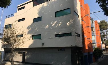 Edificio en Venta / Building for Sale