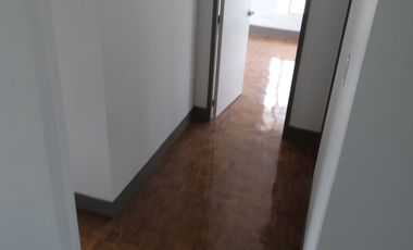 228 m2 lot with six-bedroom house and annex in Soldiers Hills Village