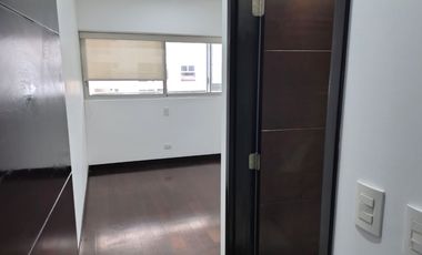 SE ALQUILA DEPARTAMENTO + ESTACIONAMIENTO – CONDOMINIO MOON