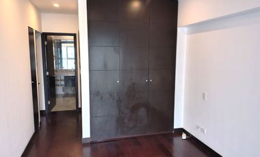 SE ALQUILA DEPARTAMENTO + ESTACIONAMIENTO – CONDOMINIO MOON