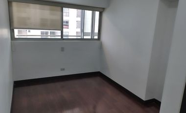 SE ALQUILA DEPARTAMENTO + ESTACIONAMIENTO – CONDOMINIO MOON